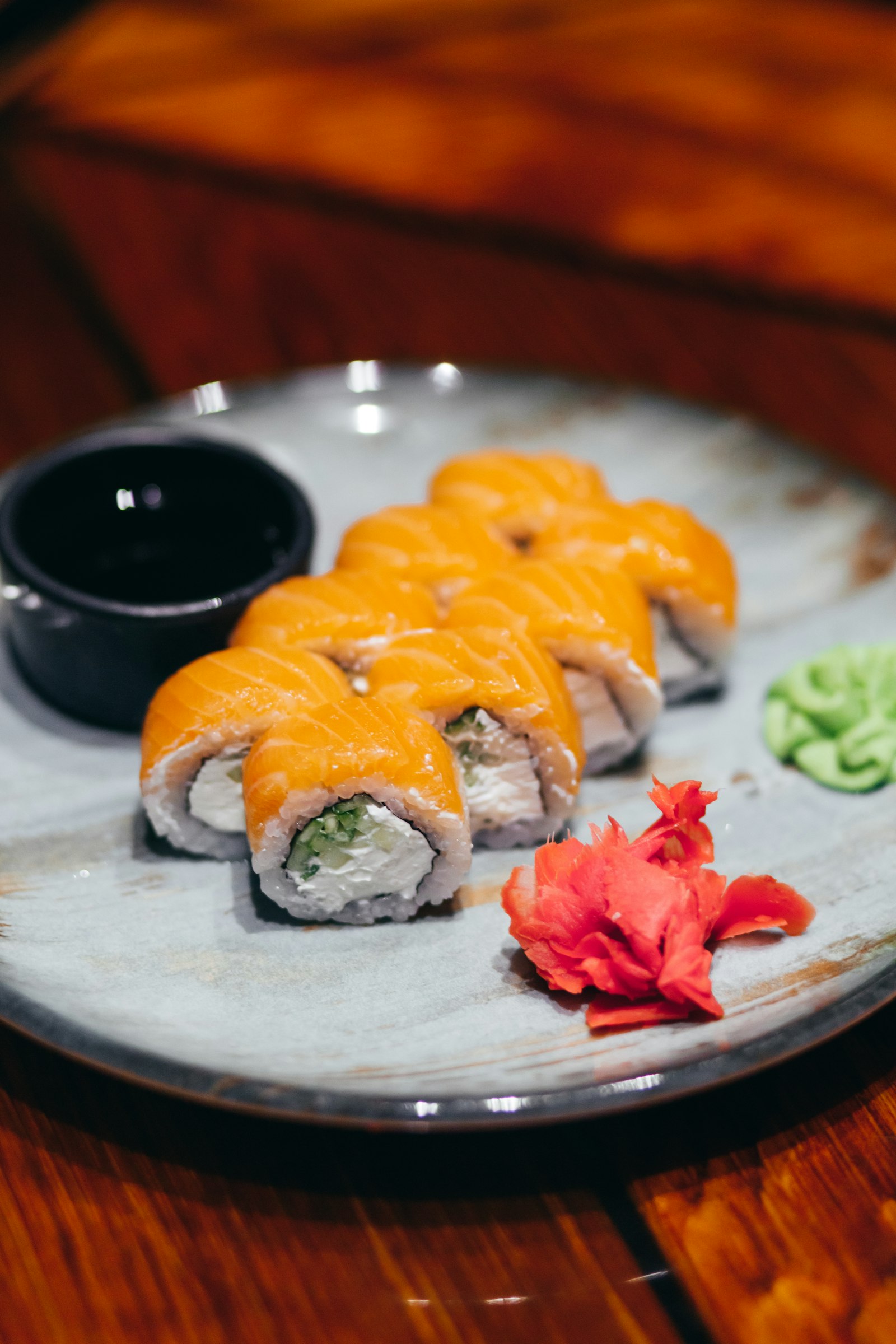 Imagen de referencia de rolls estilo Philadelphia; no es una foto de kulishi sushi